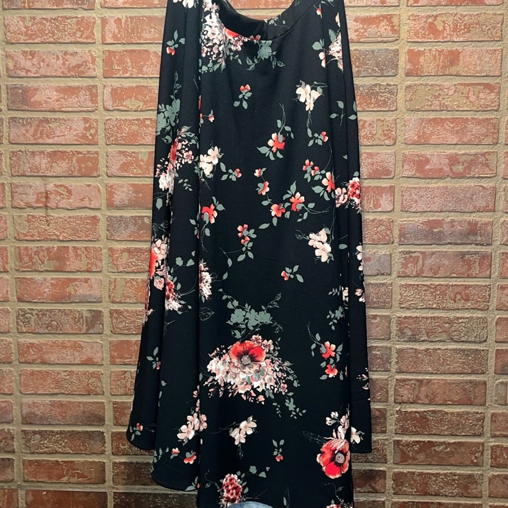 3/$20. Floral Maxi Skirt 2X